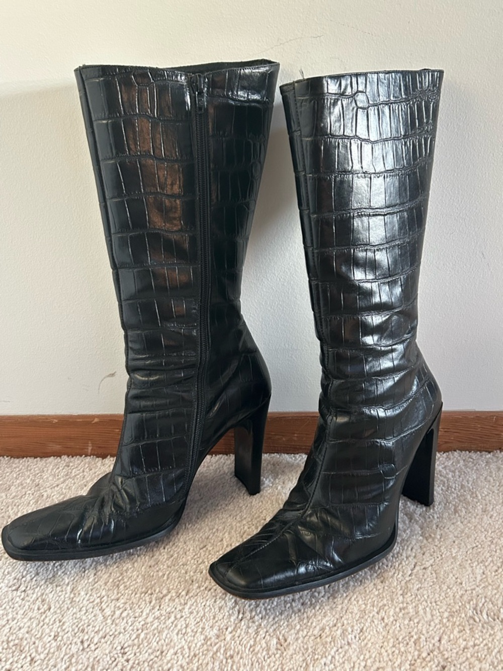 Charles David Women's Black Croc-Embossed Mid-Calf Heeled Boots